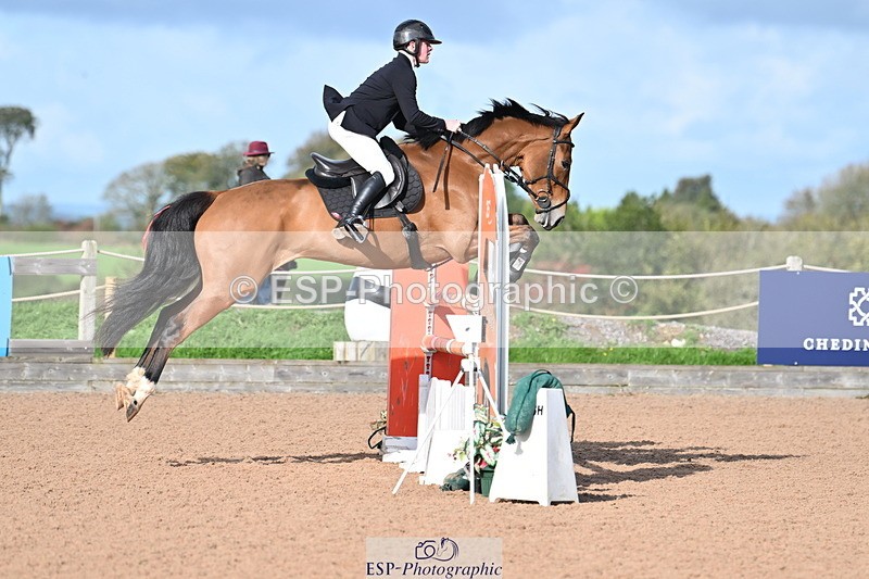 231014A-104537-04209 - Cls 18 Newcomers & 1.10m Open