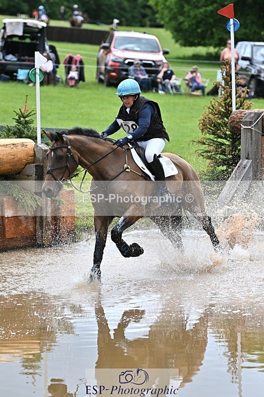 240526-114859-20728 - 428-COOLEY_SNAPCHAT-Selina_Milnes