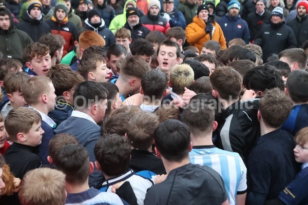 AA076505 - New Years Boys Ba'