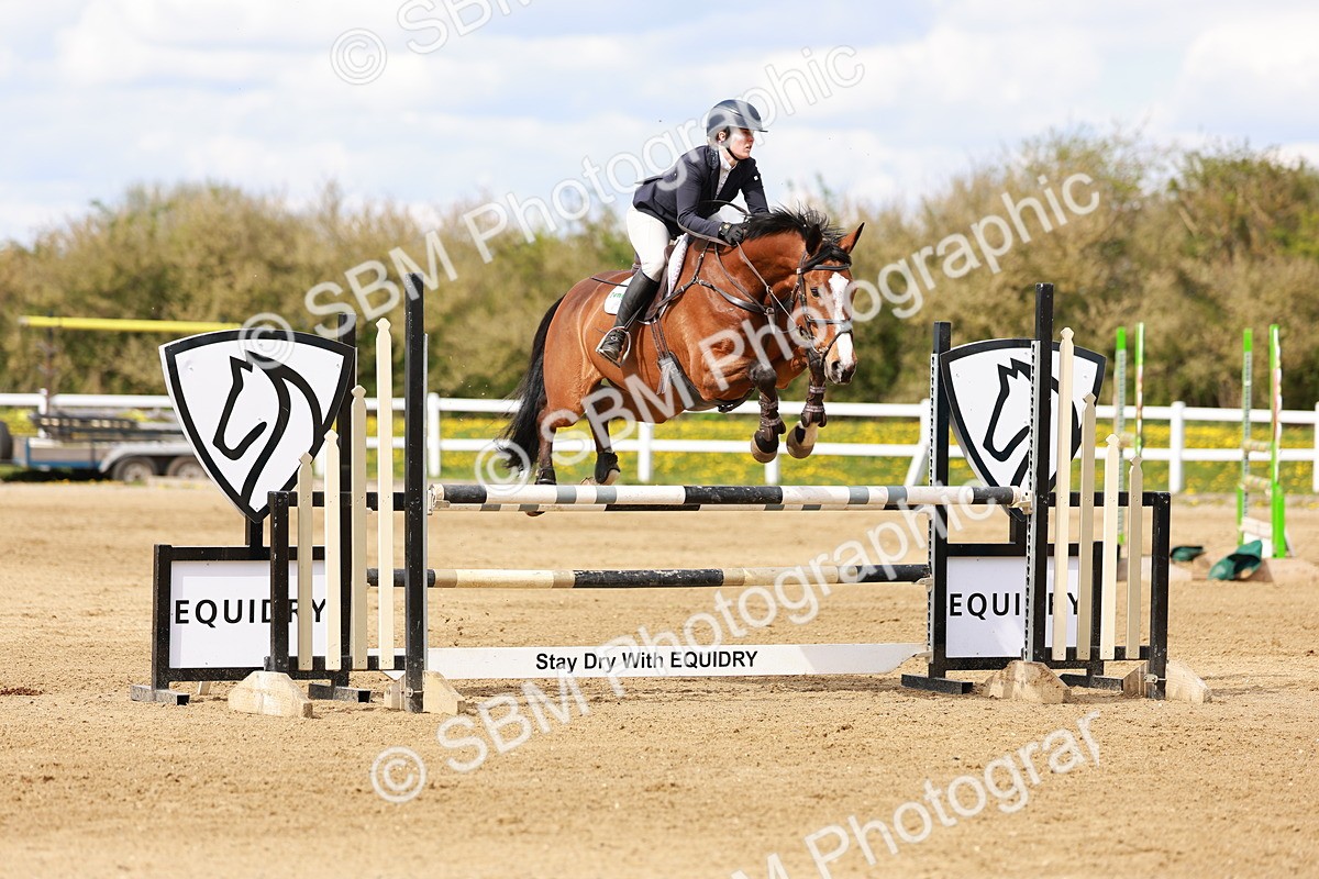 SBM_002060 - Class 4 - Senior Newcomers - 1.10m