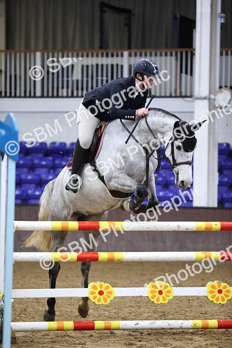 SBM_005371 - Class 17 - Senior Newcomers 1.10m