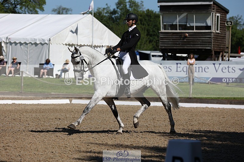 230526-101204-05200 - 359-LONG_BEACH-Giorgio_Nardilli-WEDTrotUp+DR