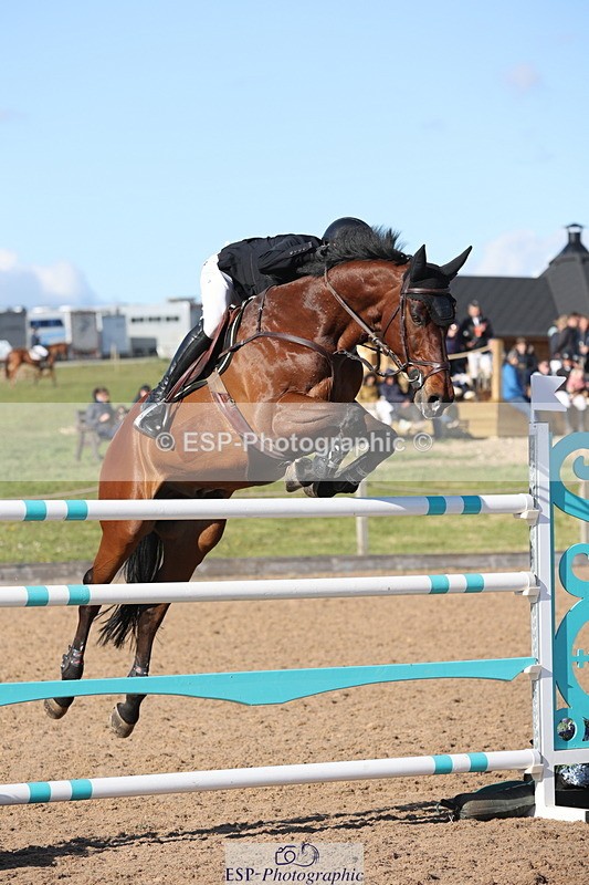 240419A-172245-09756 - Cls 10, 2 Star Big Tour 145cm  Break to End