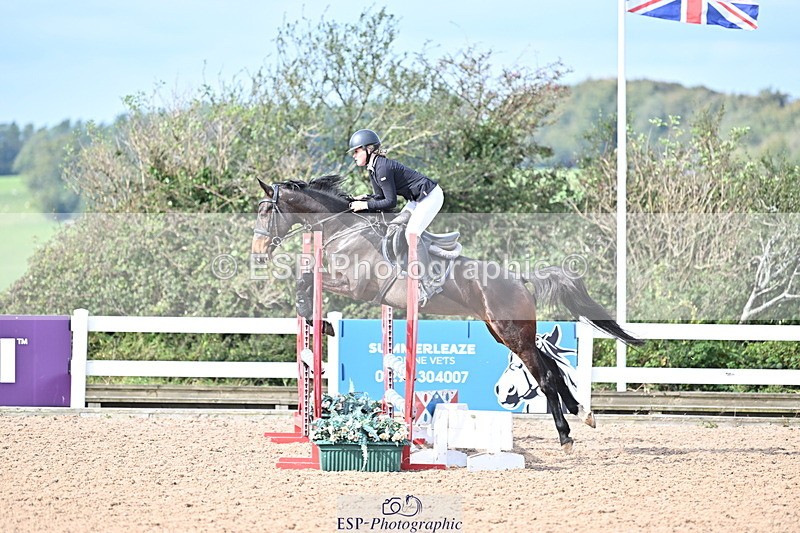 241004A-114604-01659 - Fri 08 85cm Amateur Quals