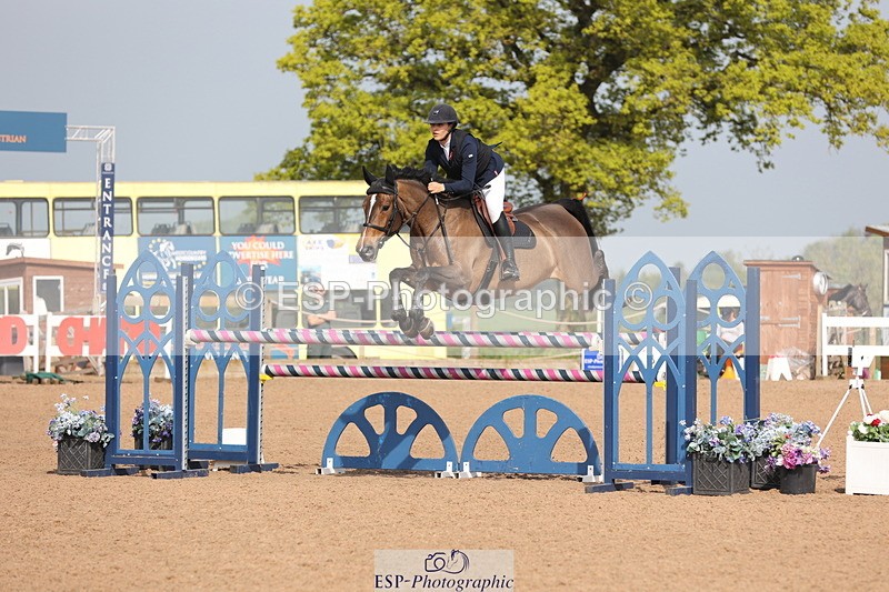 240511A-095945-11568 - Cls 33 Snr 1.20m Open