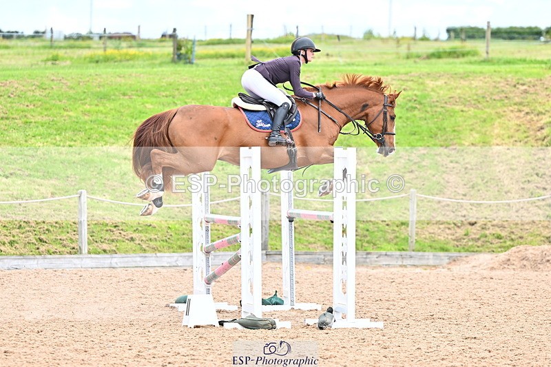 240608A-125521-02431 - Cls 4 Snr Newcomers and 1.10m Open