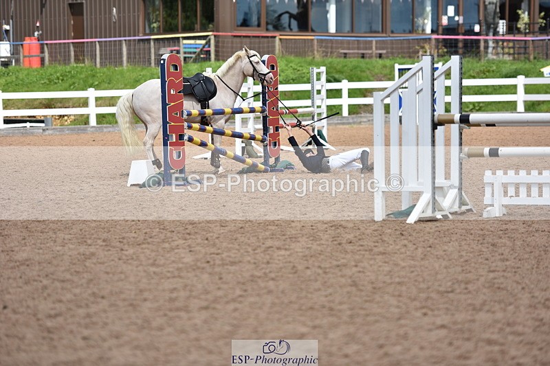 230806A-142542-02505 - Cls 22 Pony Foxhunter & 1.10m Open