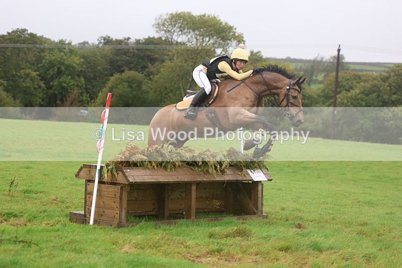 3E7A1960 - Class 4: 80cm: Box