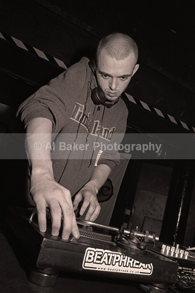 20 harry love - Friends-&-Family @ the-roadhouse 19.03.04