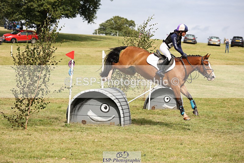 240825X-150807-35180 - 80cm XC 14.30 to 15.30