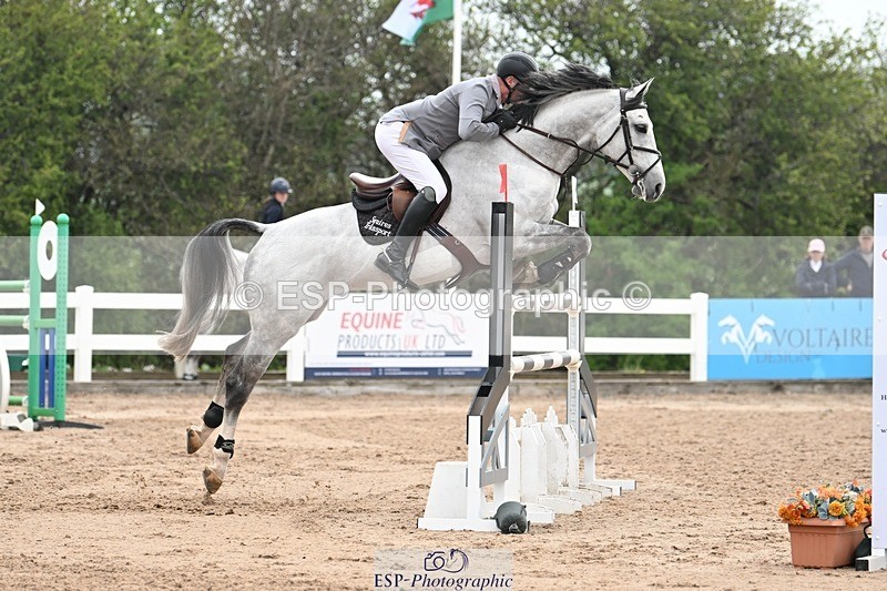 250424-140024-04800 - Cls 5 - 2 Star Medium Tour