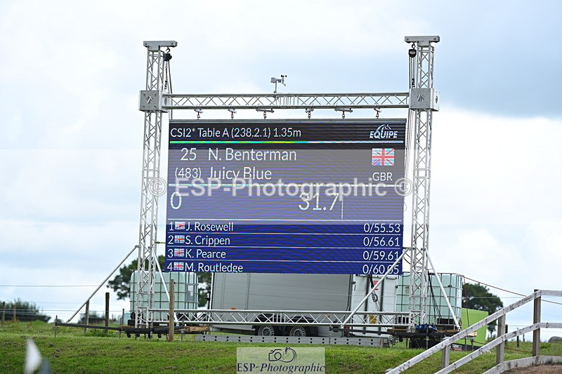 230721A-111118-05576 - Cls 6, 2 Star Medium 1.35m