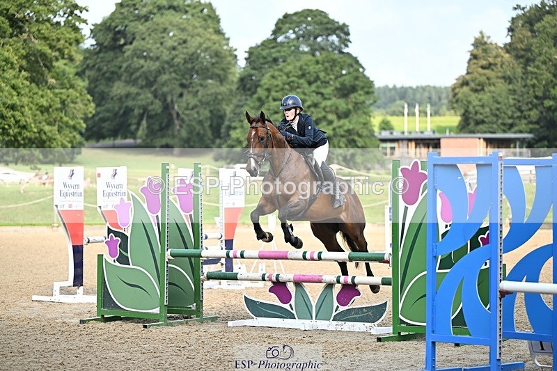 240818-091225-03339 - Cls 8A Snr British Novice