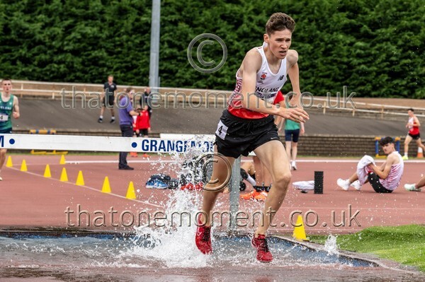 SIAB23-915115 - Track Male Set Two