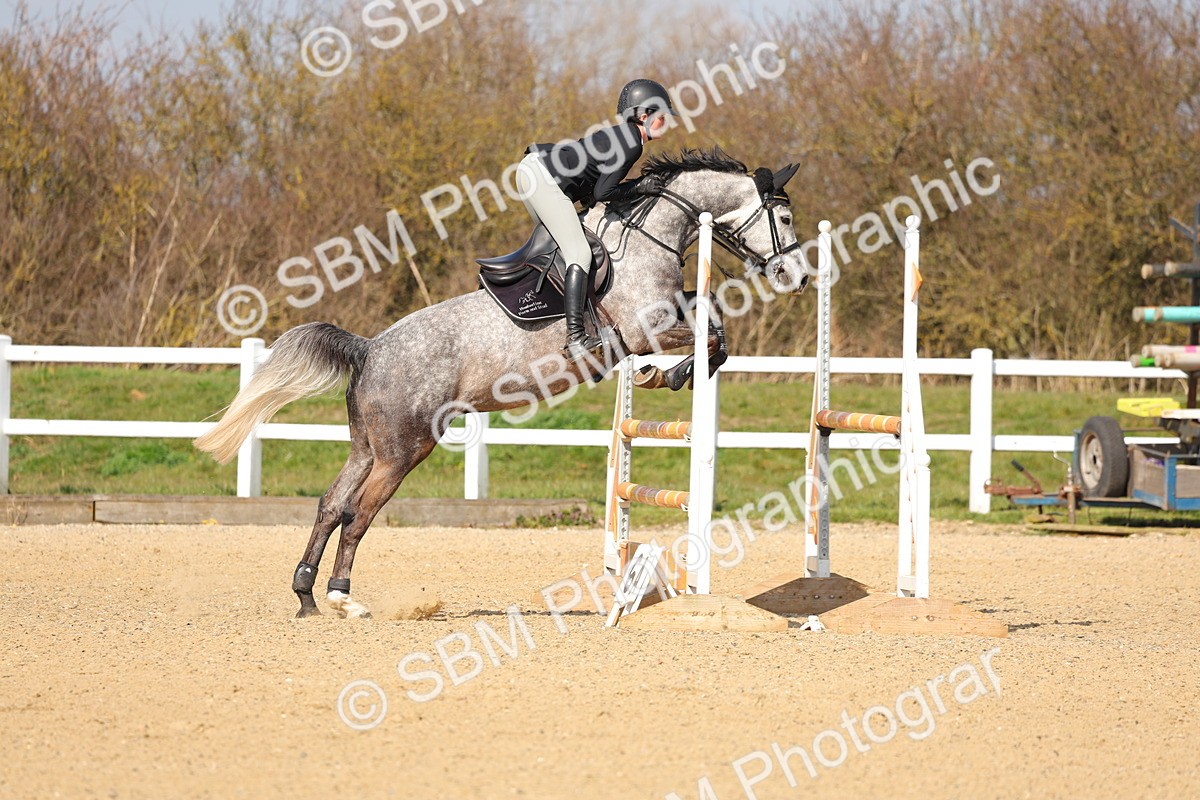 SBM_001363 - Class 4 - Senior Newcomers - 1.10m