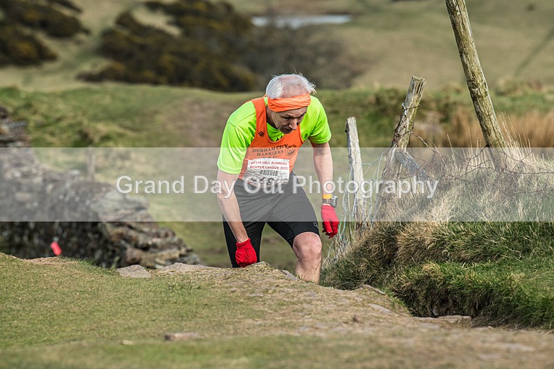 Helm Hill -555 - Kendal Winter League Helm Hill Fell Races (Under 13/15/17 & Seniors) Sunday 16th March 2025