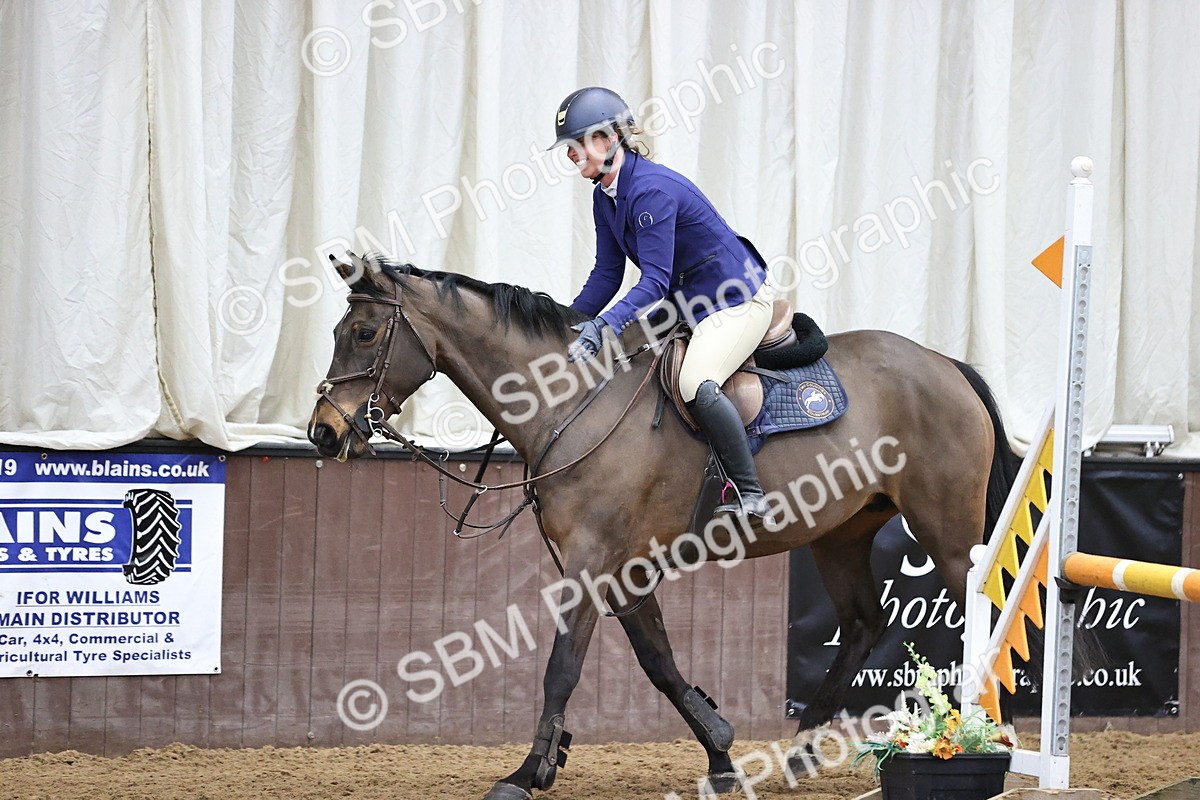 SBM_000725 - Class 2 - Senior British Novice - 90cm Open