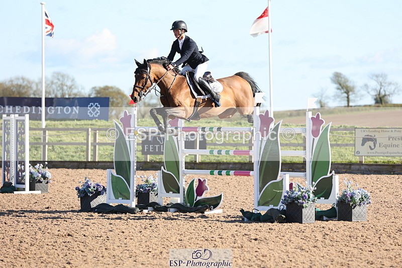 240419A-173523-09876 - Cls 10, 2 Star Big Tour 145cm  Break to End