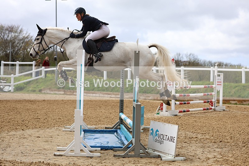 3E7A1718 - Class 7: Senior Newcomers/1.10m open