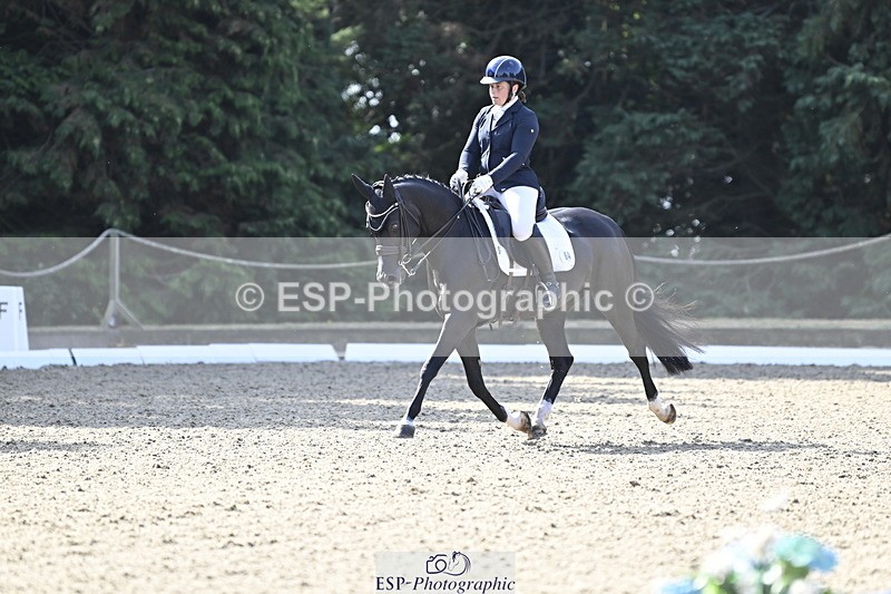 250810A-100521-04765 - 064-Amy.CoxPretty.Picture