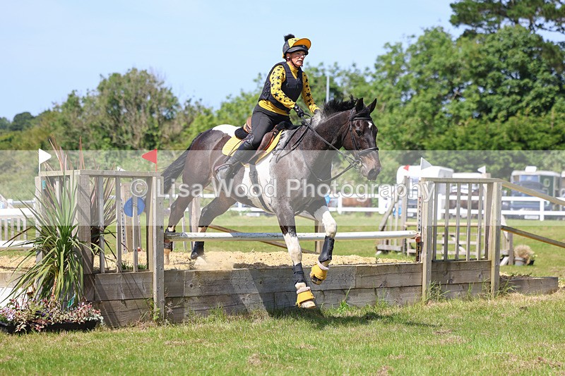 3E7A4494 - Class 6: 90cm open