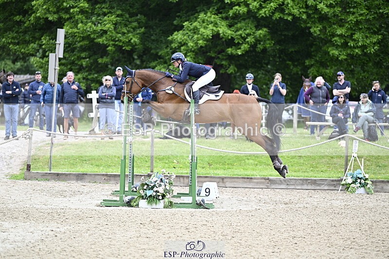 250525A-100013-15200 - A-001-Jemima.Howden-HEADS.UP