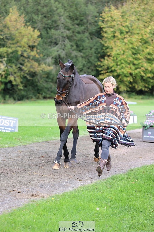 251026A-120043-25819 - G-507-Dominique.Kinnaird-Ainley