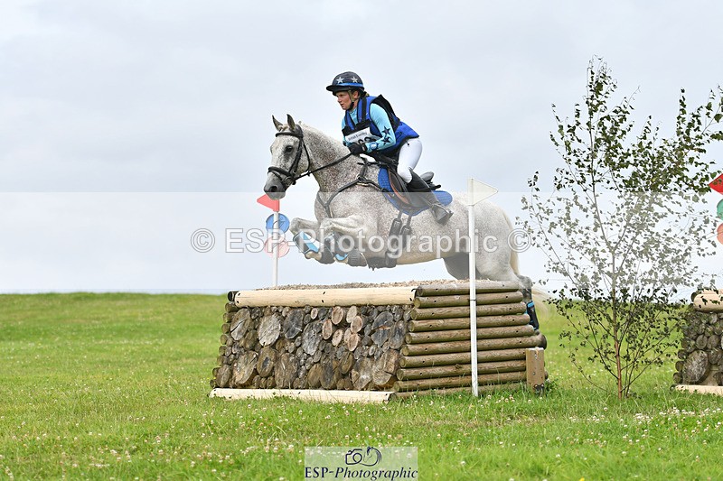 240804-112710-11780 - 363-Sarah_Kula-Przezwanski-RIVERSDALE_BEAUS_LAD