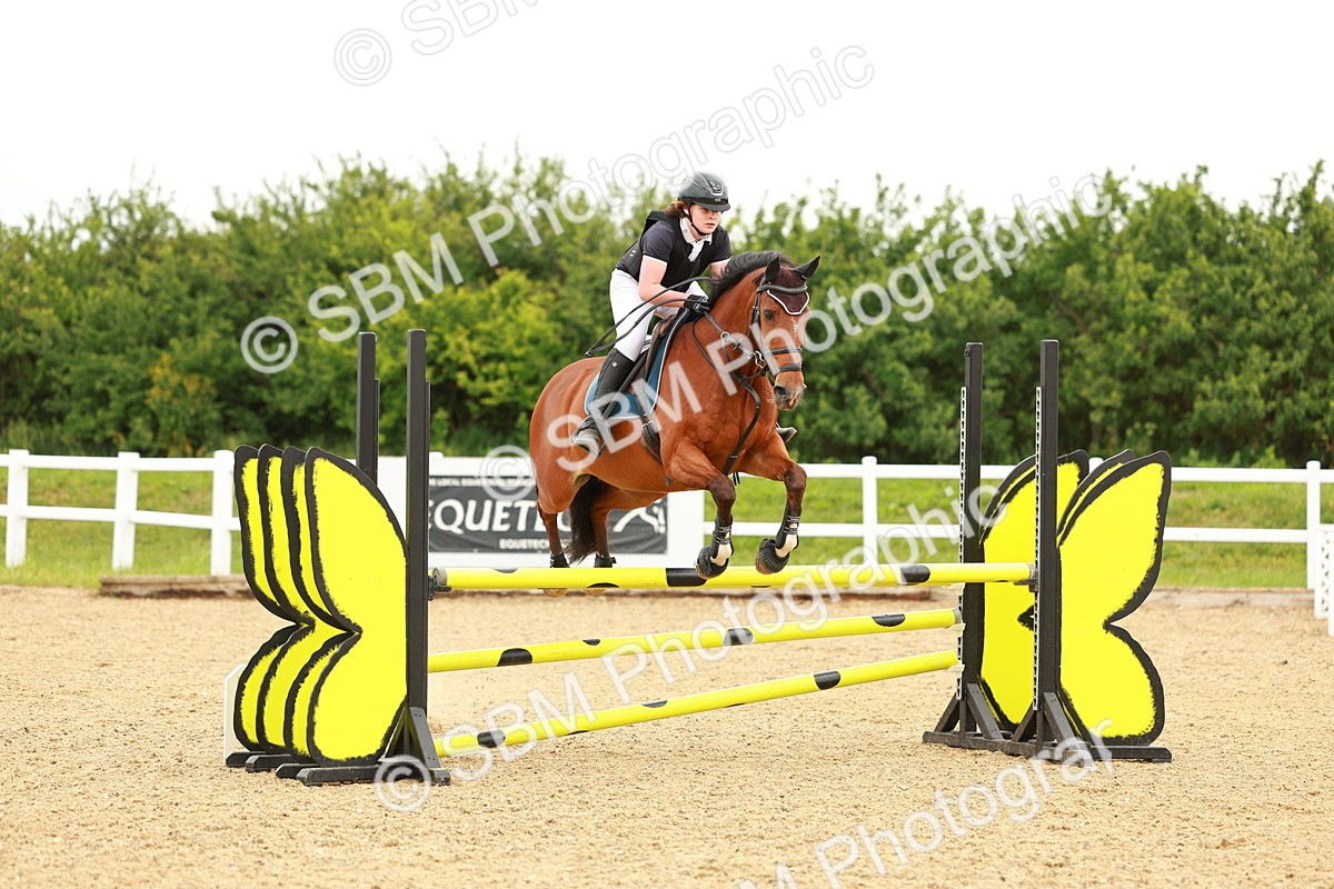 SBM_000724 - Class 2 - Senior British Novice - 90cm