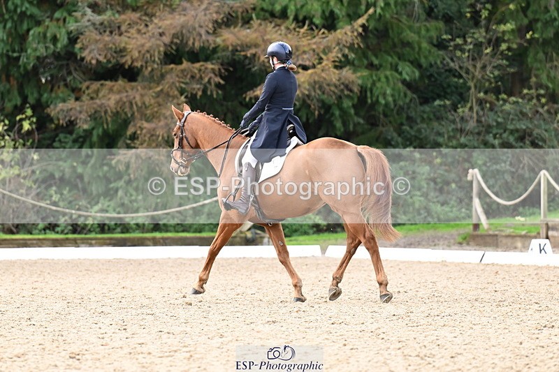 251023A-112422-01722 - B-137-Josie.Reid