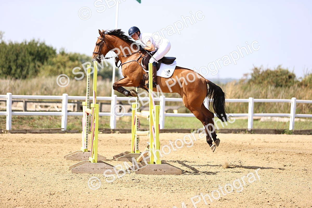 SBM_006880 - Class 13 - Senior Newcomers - 1.10m