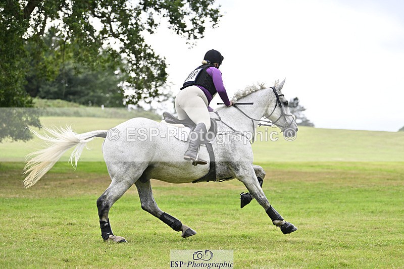 240825X-155056-36121 - 80cm XC 15.30 to 16.30