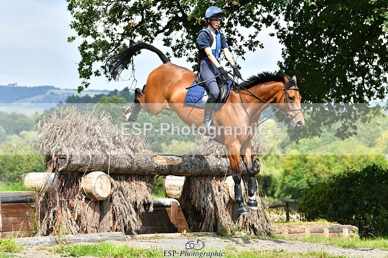 230817-133824-02940 - Abbie's 1st Group - XC