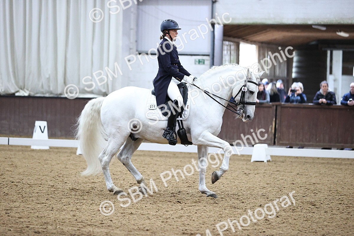 SBM_001395 - Class 21 -23 - FEI INT1-GP-Junior-Junior fsm