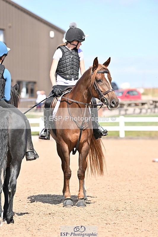 250821B-153636-00576 - Group B - Danielle