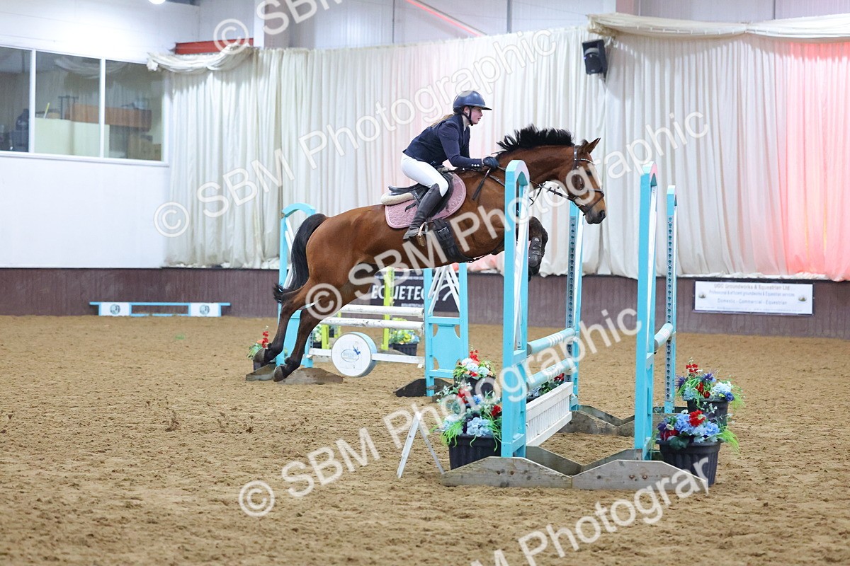 SBM_007392 - Class 19 - Equissage Pulse Senior British Novice/ 90cm Open - First Round (0.90m)