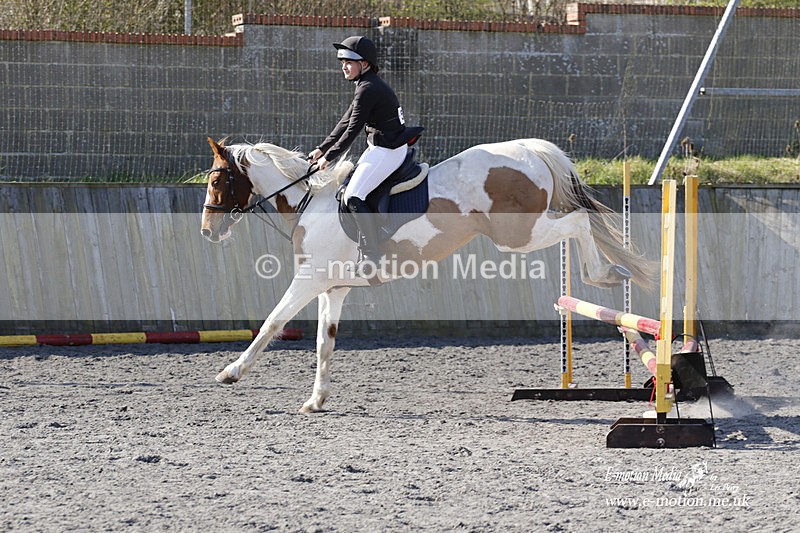 _EST0400 - Bourne Valley Riding Club Winter Showjumping 27/03/22