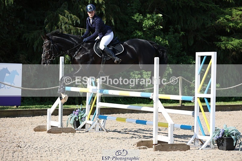 230513-091539-03394 - Cls 18 Snr 1.05m Open