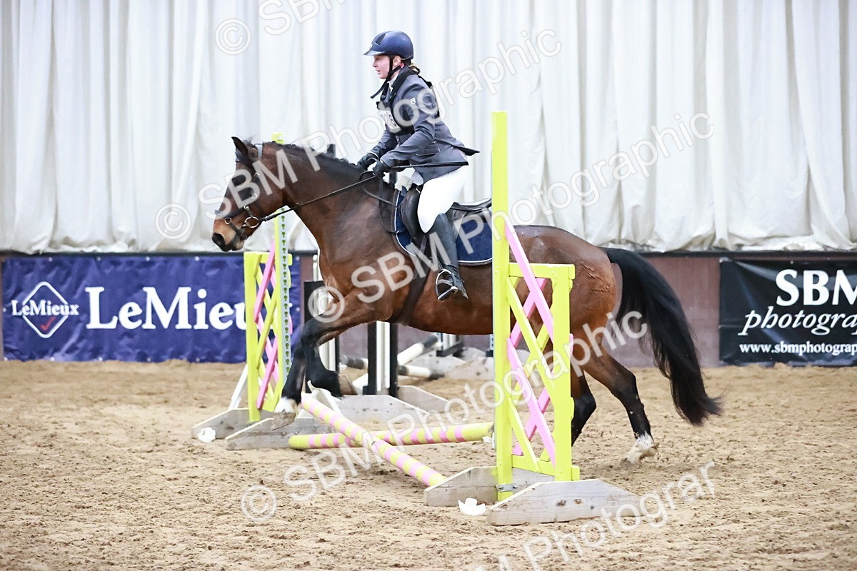 SBM_000116 - Class 1 - Cross Pole Jumping 30cm 40cm