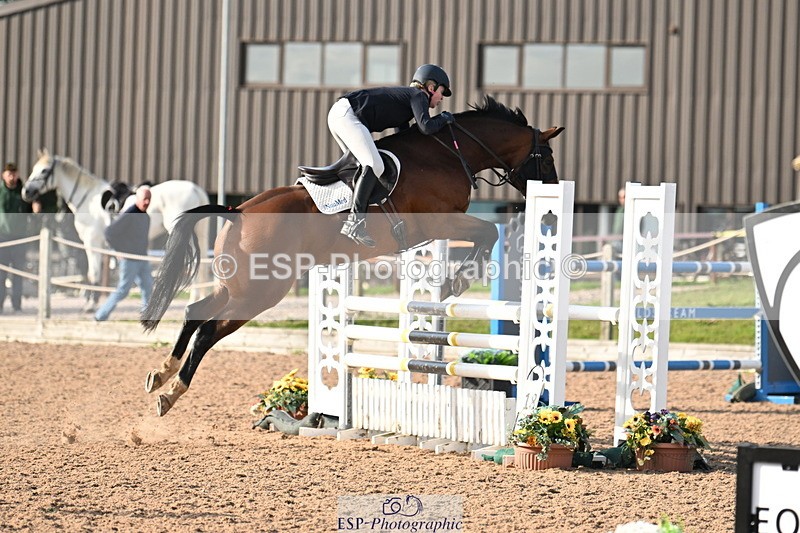 240913A-170244-05271 - Cls 19 Snr 1m Open Speed Derby