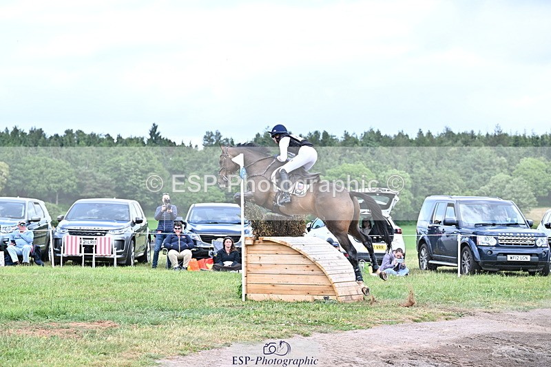 250525A-134310-16313 - D-465-Olivia.Dutton-SEA.OF.CLOUDS