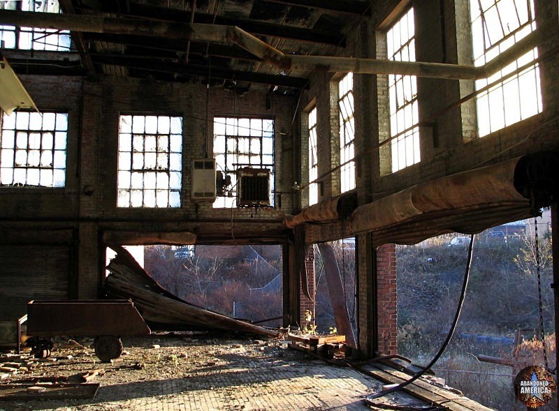 Fostoria Glass Company (Moundsville, WV) | Gaping Holes - The Fostoria Glass Company