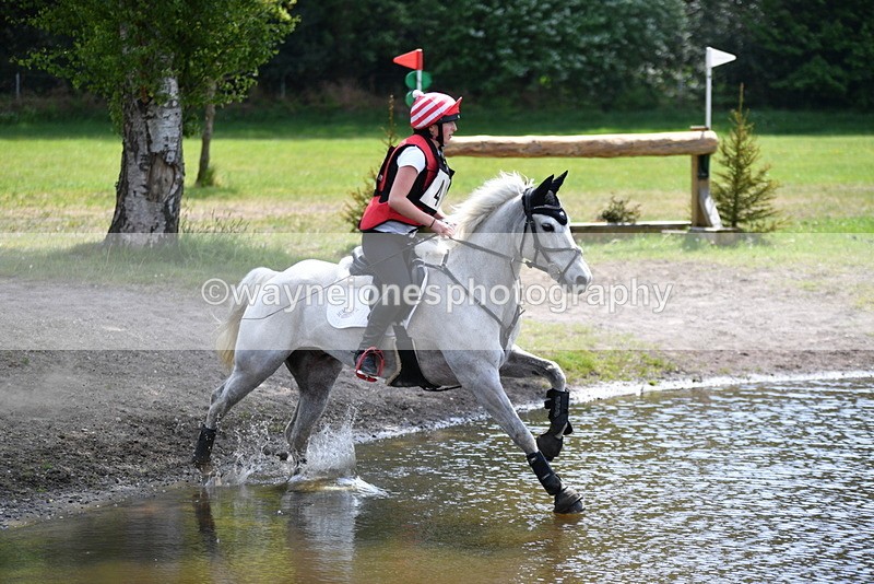 WJ5_6009 - Tweseldown 3-Phase Training (XC) 19-05-25
