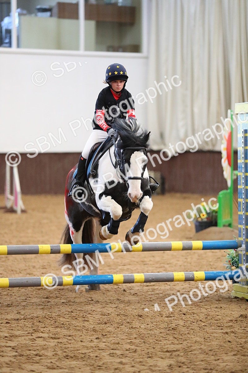 SBM_001867 - Class 3 - Horse & Hound