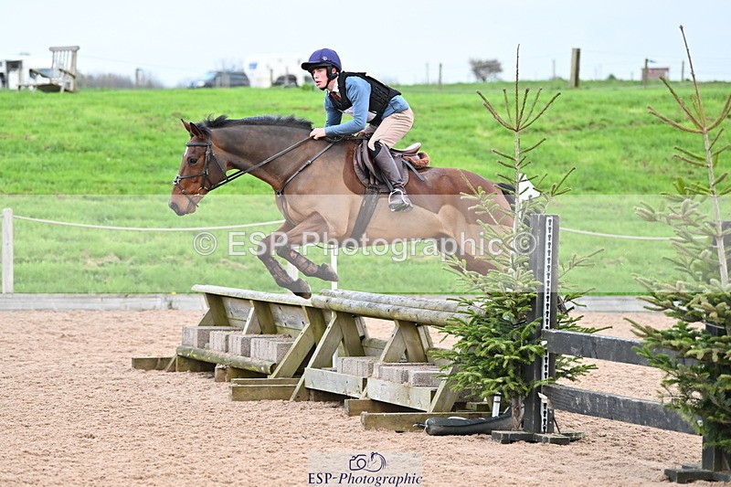 241110A-144037-01369 - 90cm 14.00 to End