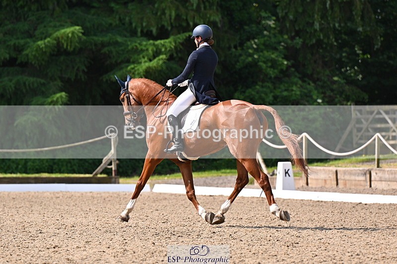 250523A-101828-05914 - C-261-Danielle.Dunn-ICI.DOR.DE.DONNA.CADANZA.Z