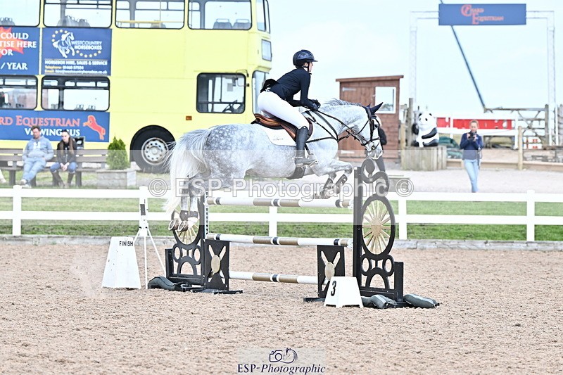 240605A-154625-00963 - Cls 5 Foxhunter and 1.20m Open