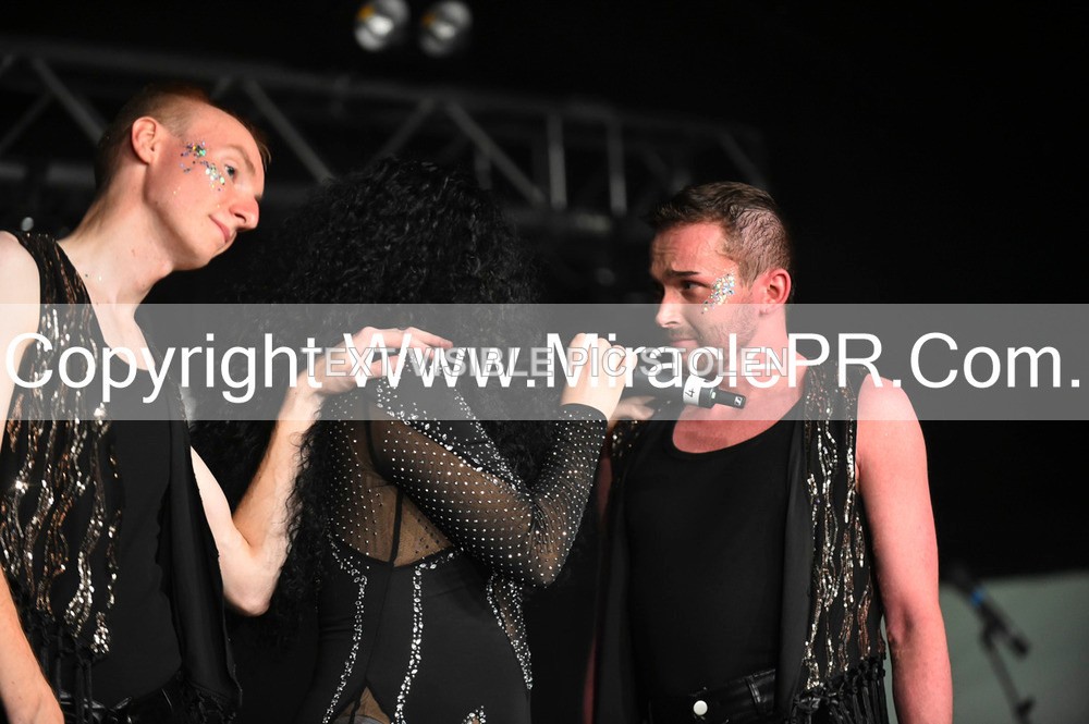 SH4_6818 - The Cher Experience