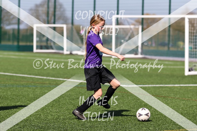 1DX30212 - 2026-03-21 FC Abbey Meads U9 Purple Girls V Stratton Juniors FC U9 Pheonix Girls