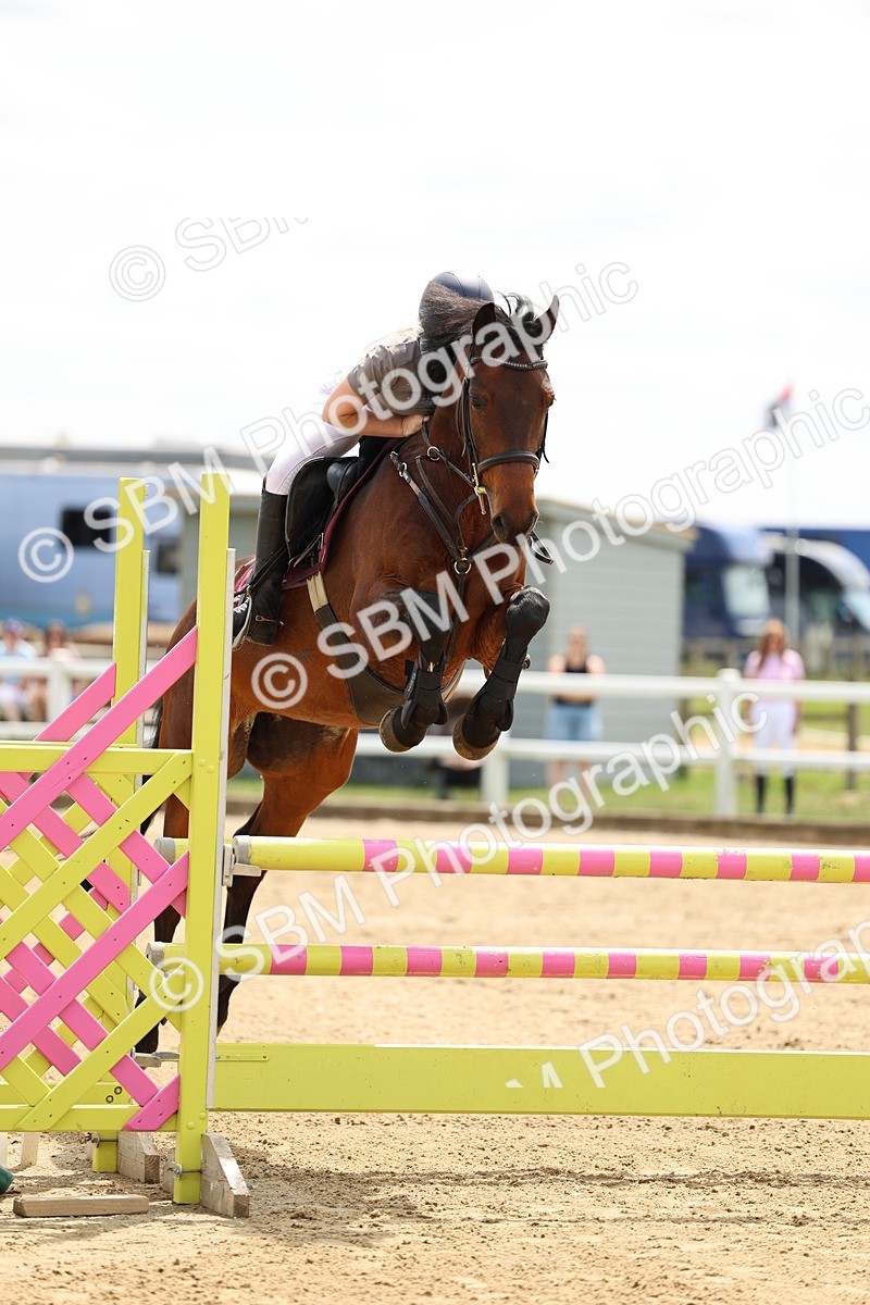 SBM_005084 - Class 18 - Senior 1.05m Open